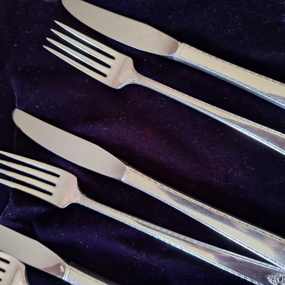 Prestige Silver Plate Vintage Prestine Forks and Knife  Set Lot 2 - Picture 6 of 16